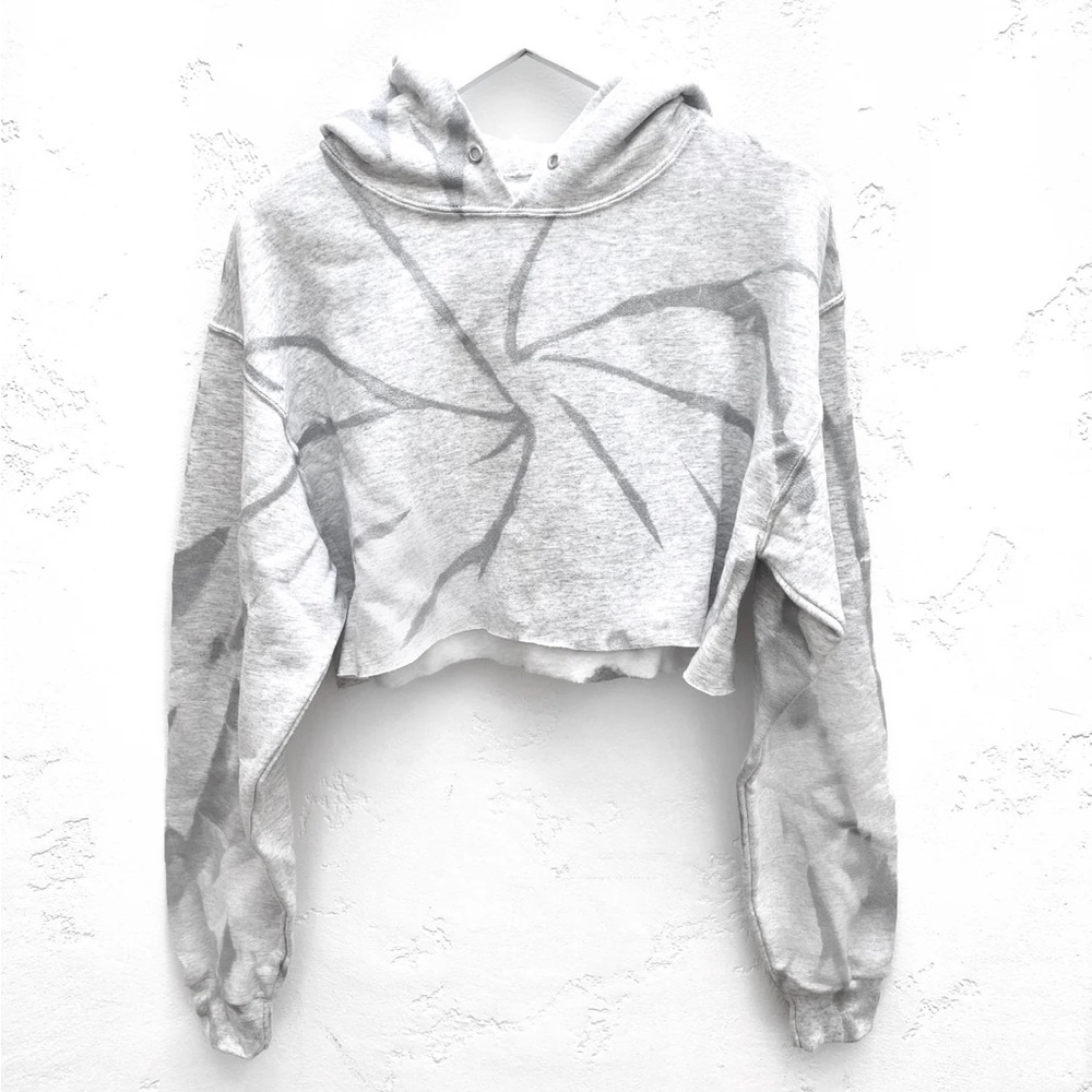 MYRRHE Cropped Hoodie